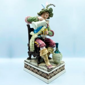 Grande e Bela Escultura em Porcelana Francesa